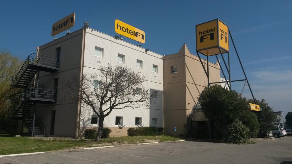 Hotelf1 Avignon Centre Courtine Gare Tgv Экстерьер фото